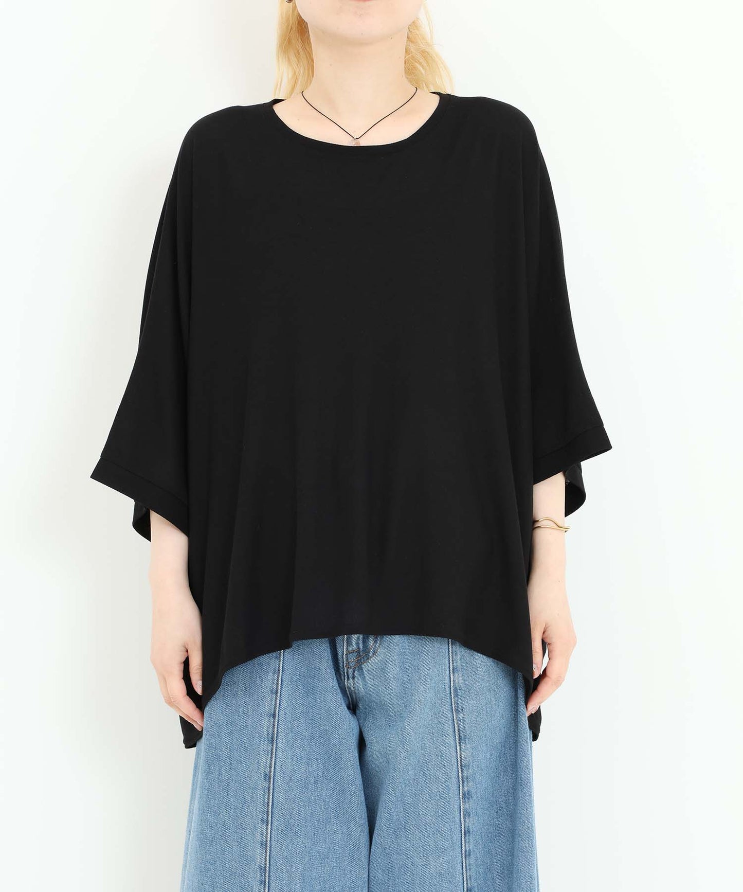 ブラック ※この画像が実物に最も近いお色味です。