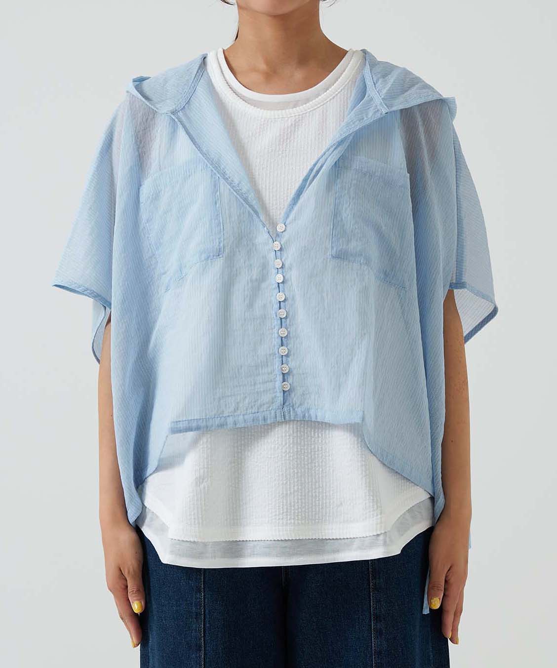 ★《Scheduled to arrive April 27》Hood multi-button sheer short-sleeve shirt