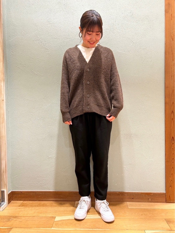 イージータックパンツ