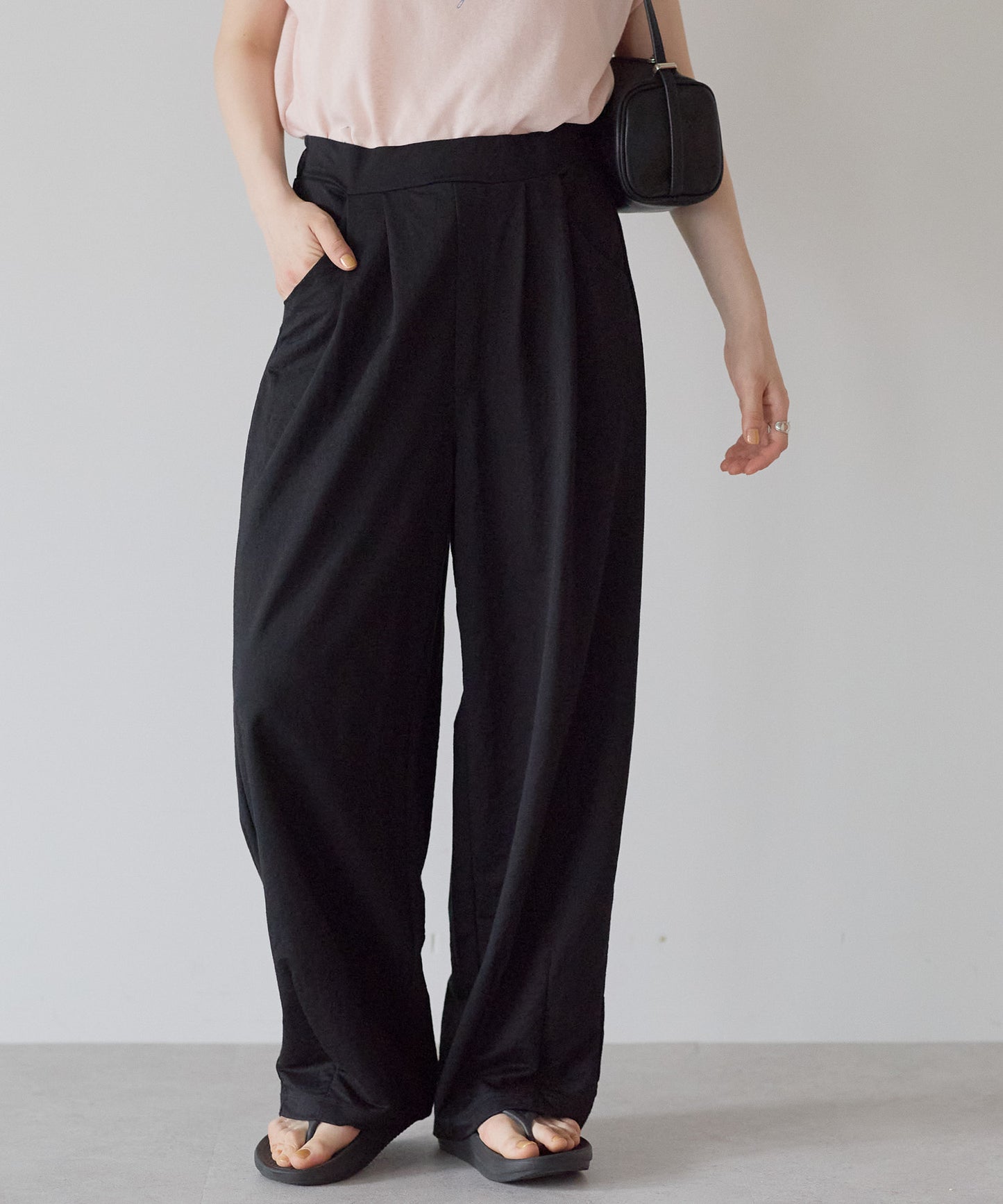 《Scheduled for April 24 Arrival》R/N Pique Tuck Wide Curve Pants