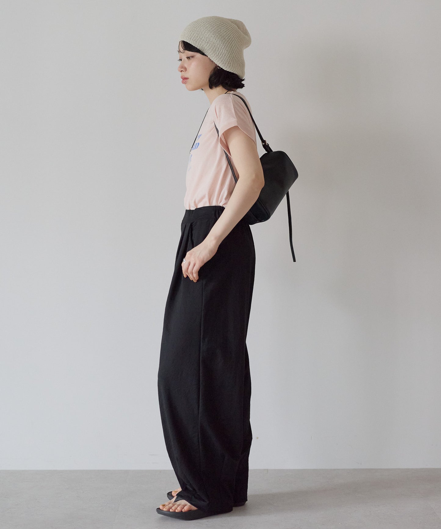 《Scheduled for April 24 Arrival》R/N Pique Tuck Wide Curve Pants