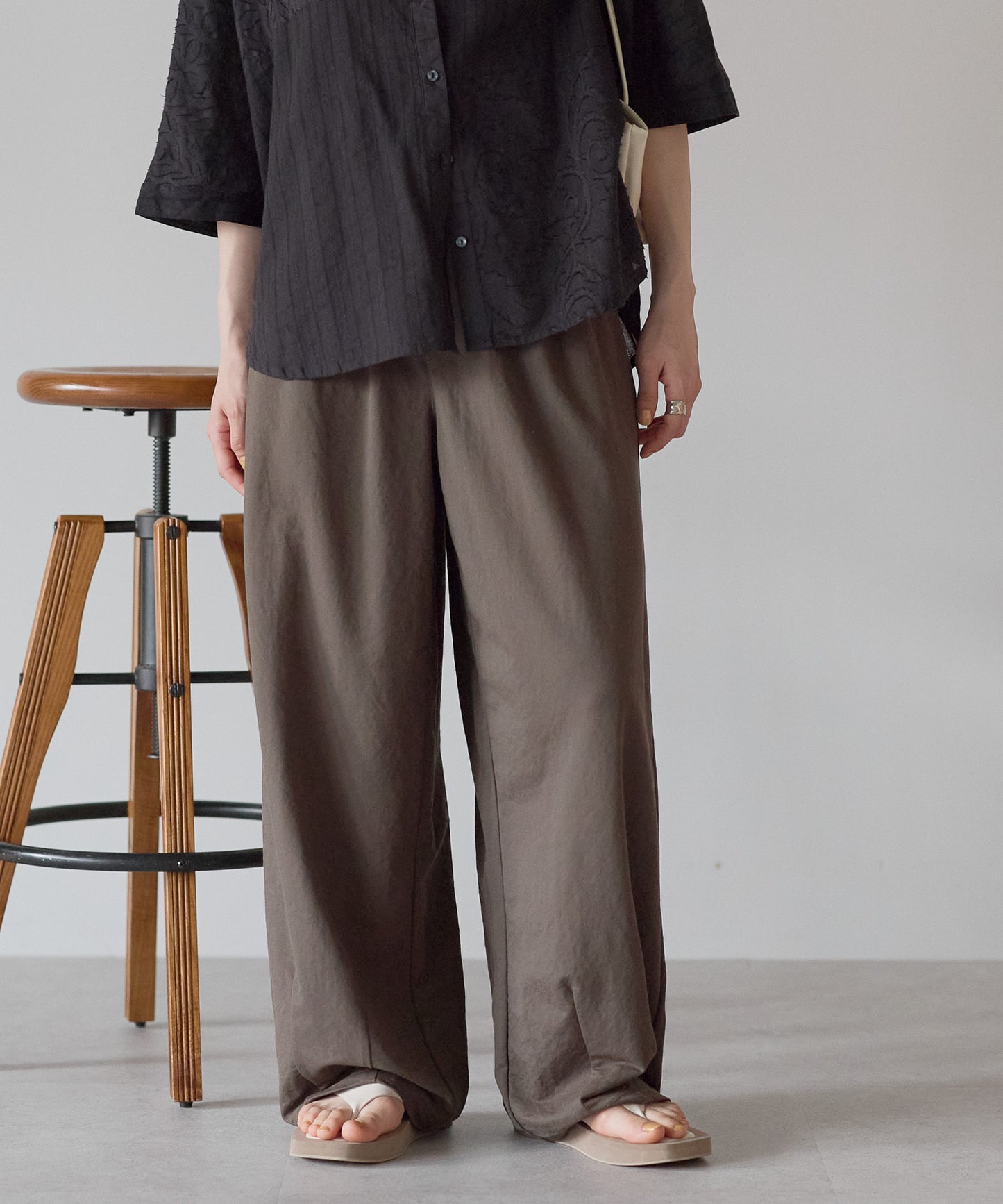 《Scheduled for April 24 Arrival》R/N Pique Tuck Wide Curve Pants