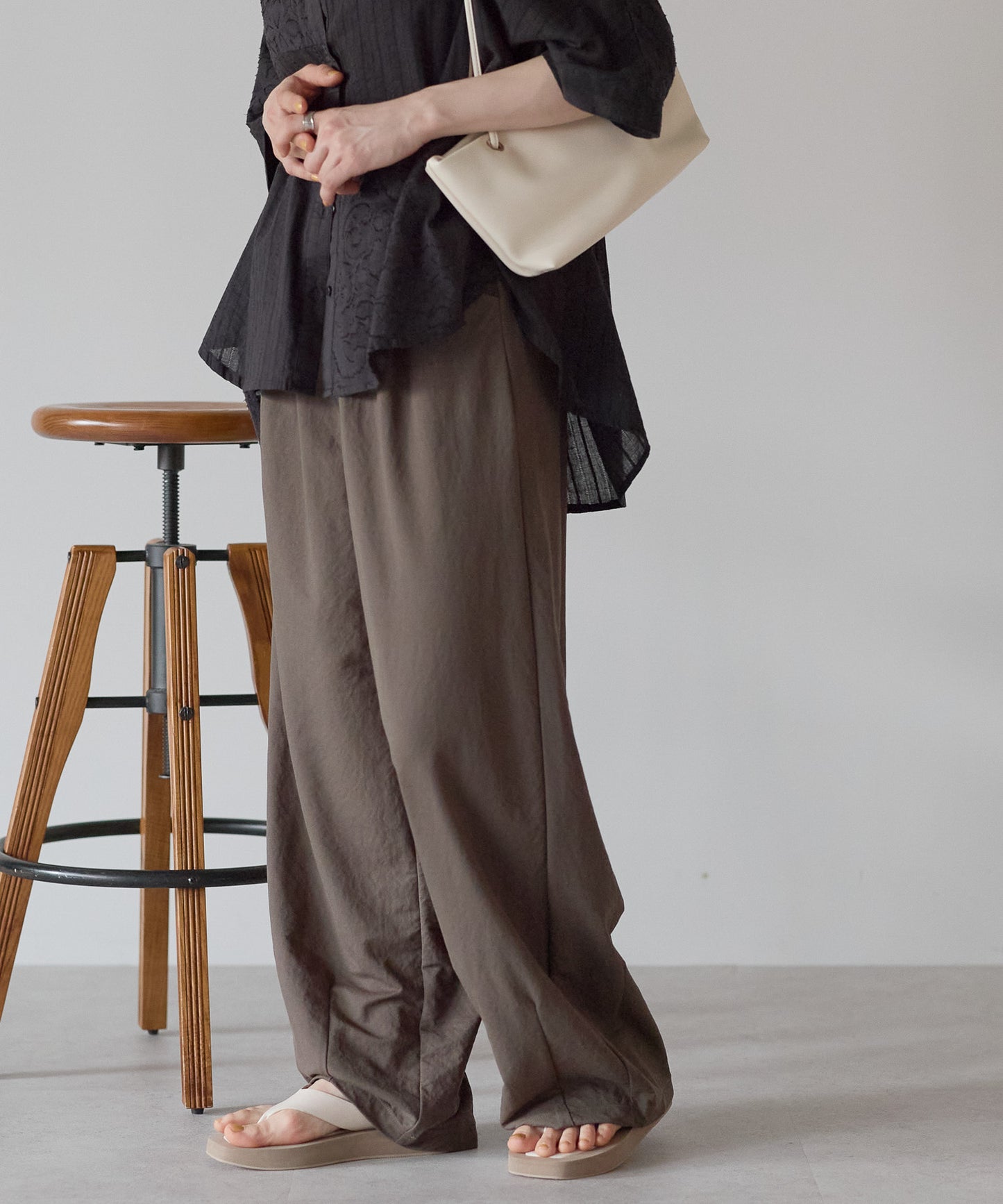 《Scheduled for April 24 Arrival》R/N Pique Tuck Wide Curve Pants