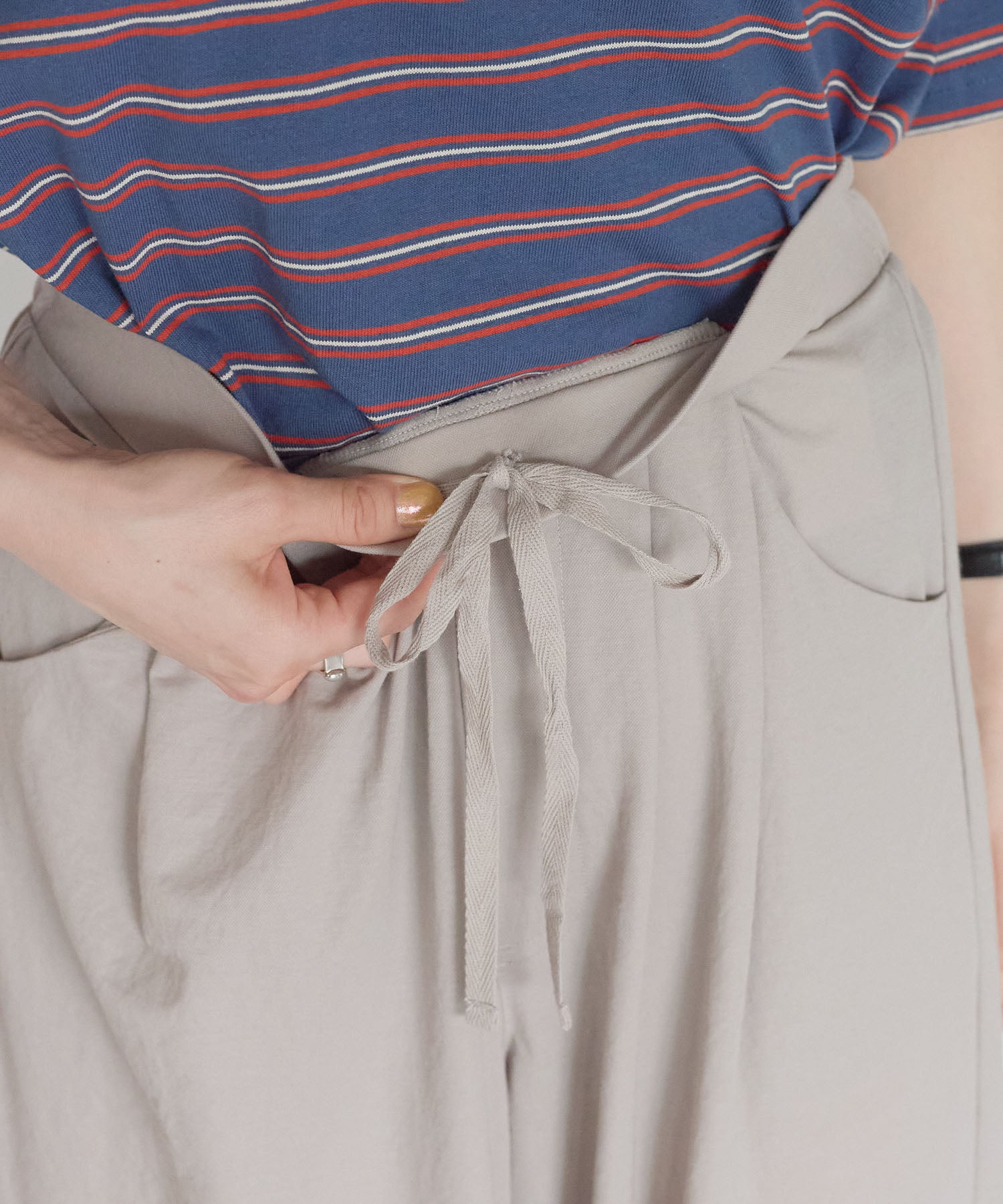《Scheduled for April 24 Arrival》R/N Pique Tuck Wide Curve Pants
