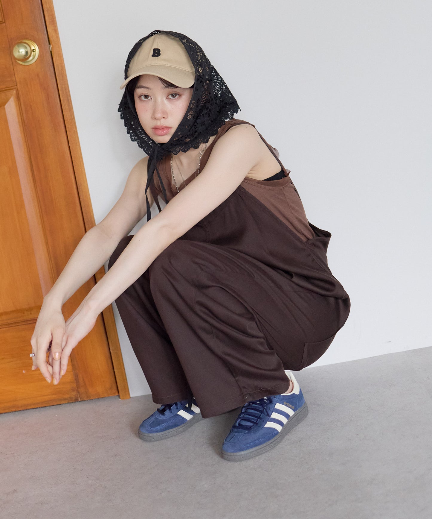 サロペットパンツ