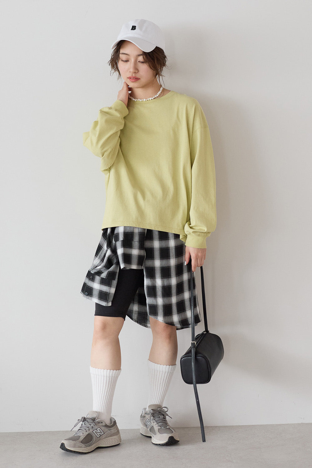 ワイドなうしろふんわりプルオーバー