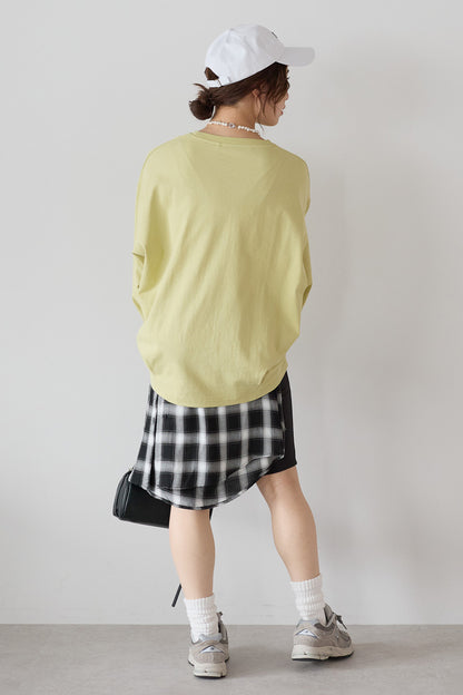 ワイドなうしろふんわりプルオーバー
