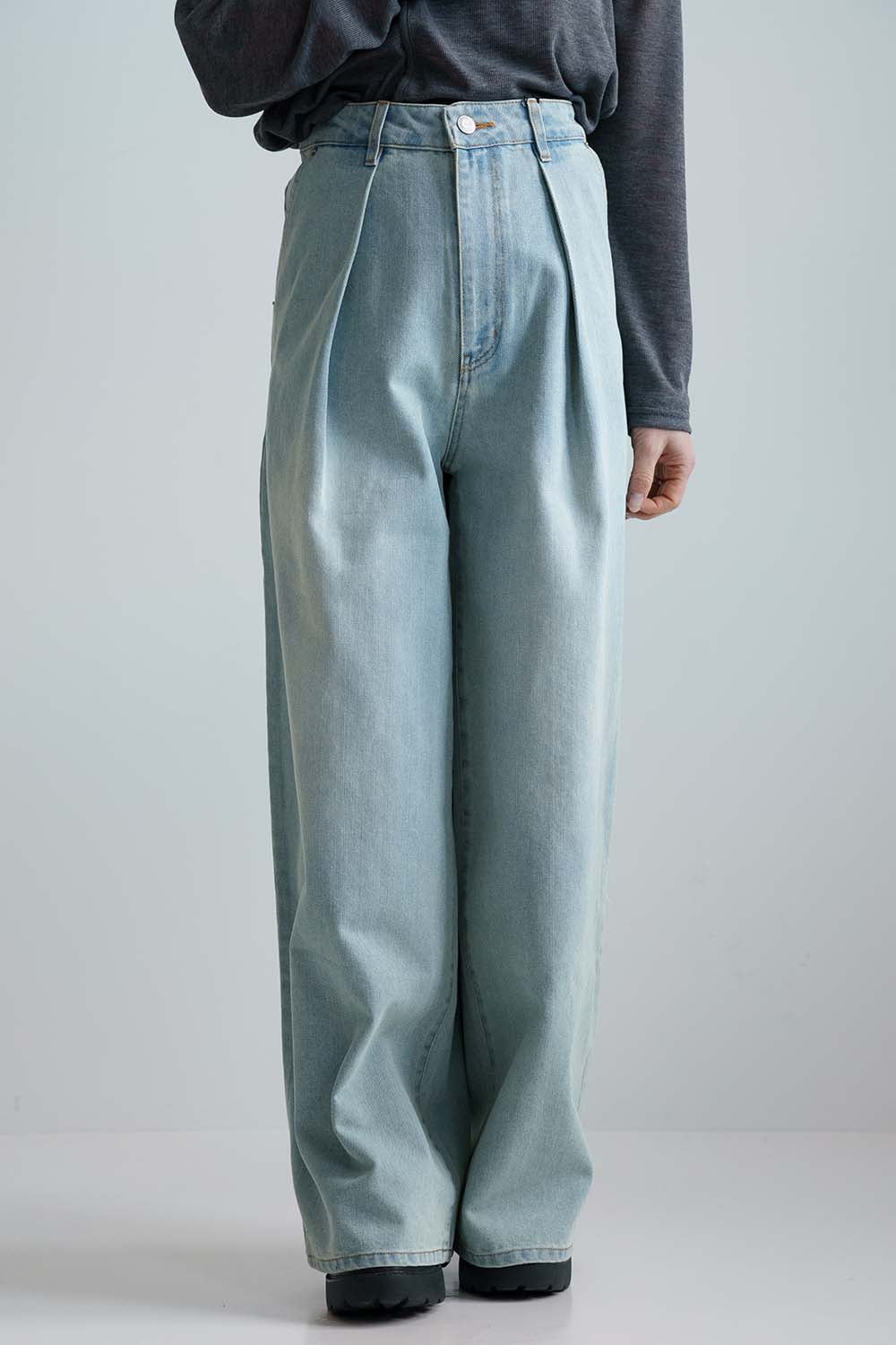 [SALE] Denim Tuck Wide Pants