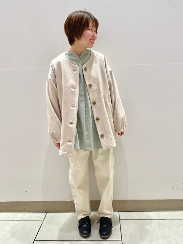 Vネックブルゾン