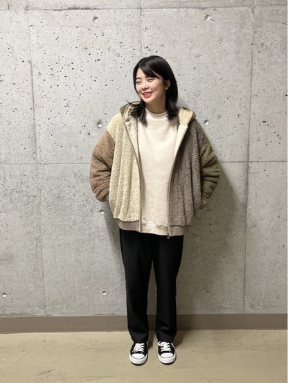 イージータックパンツ