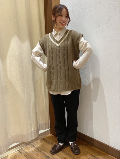 チルデンニットベスト