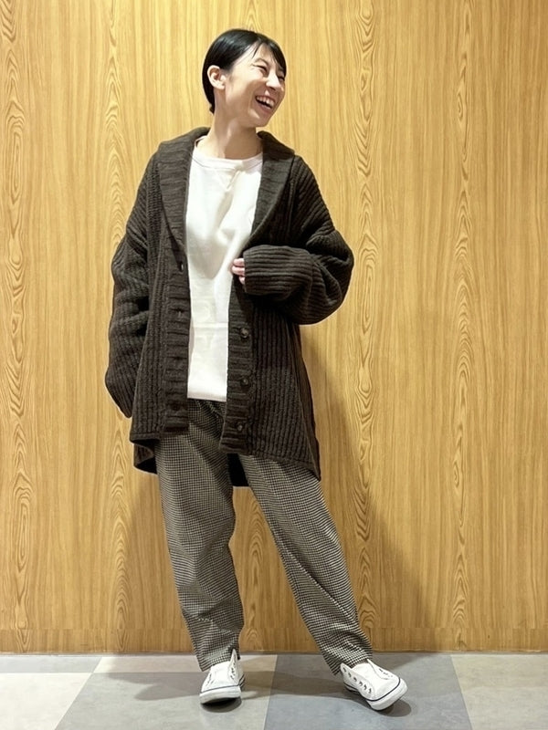 イージータックパンツ