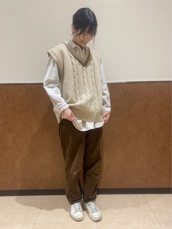 チルデンニットベスト