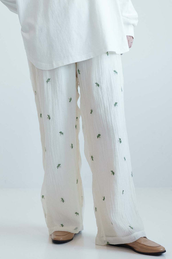 ≪SALE≫シアー小花刺繍ルーズパンツ