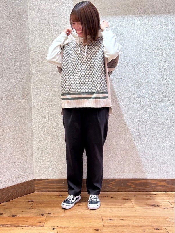 イージータックパンツ
