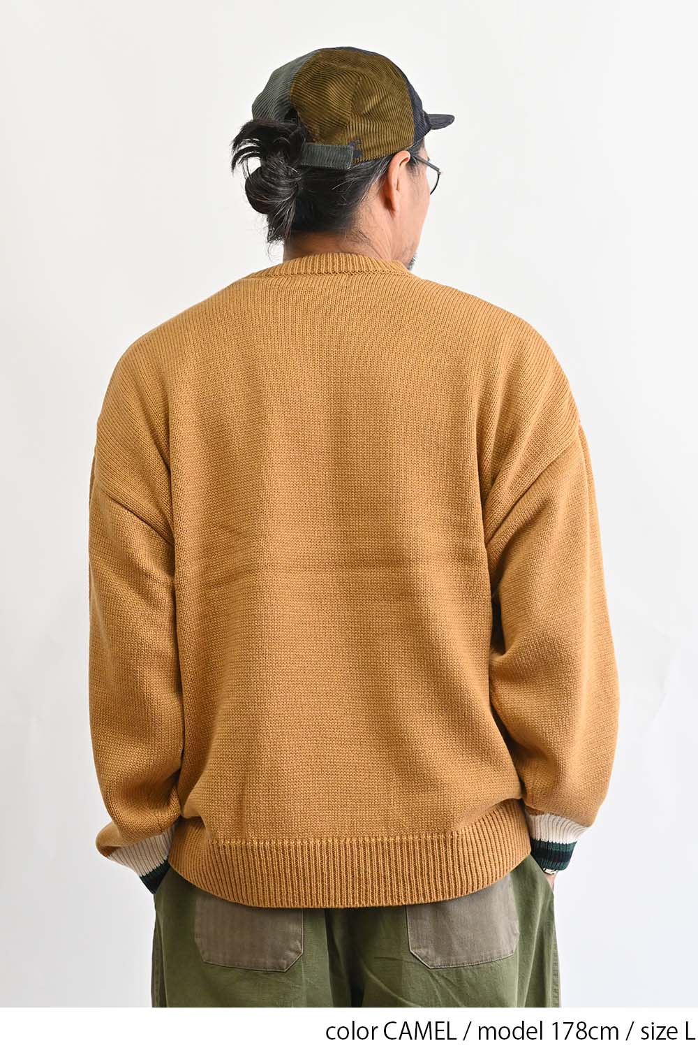 バルキーニット