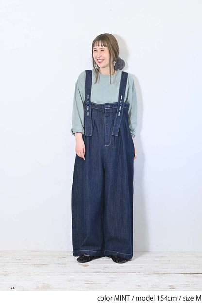 ワイドな無地ロンT