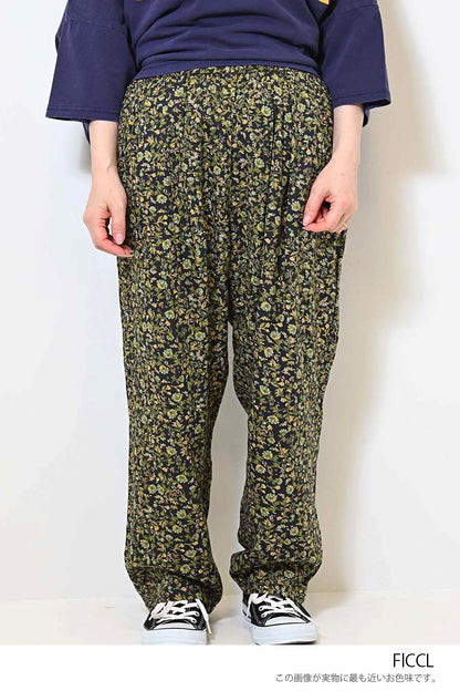 レーヨンタックテーパードパンツ