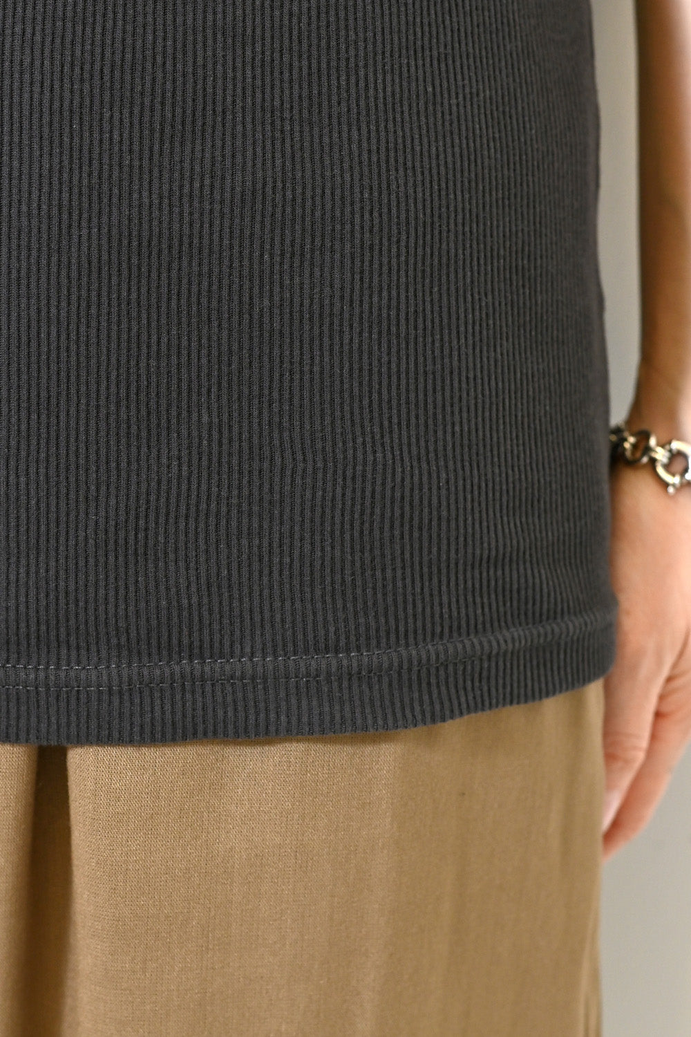 Cotton Ribbed Solid Tank ②