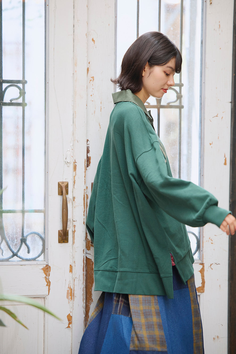 ≪SALE≫Collared Sweatshirt