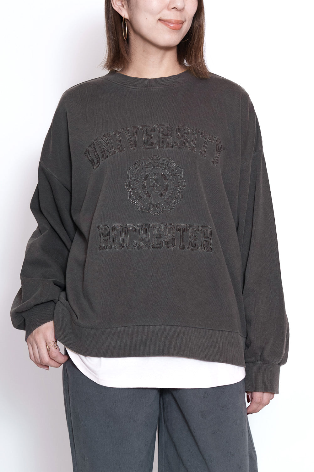 ≪SALE≫College Embroidery Pigment Brushed Fleece Sweatshirt