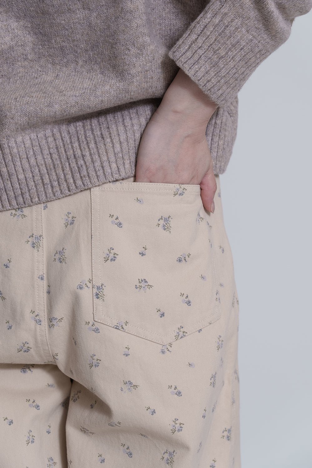 小花柄ワイドパンツ