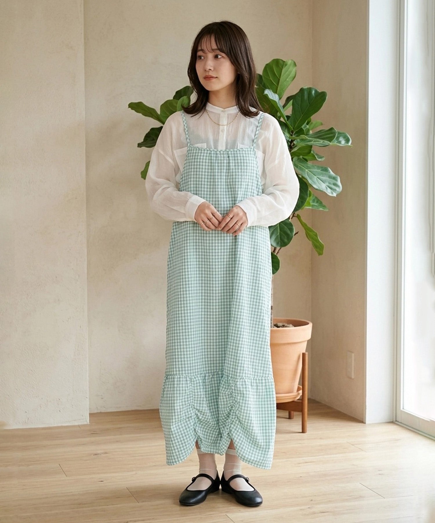 Light and Soft Cotton Long-Sleeve Shirt (with Pocket)