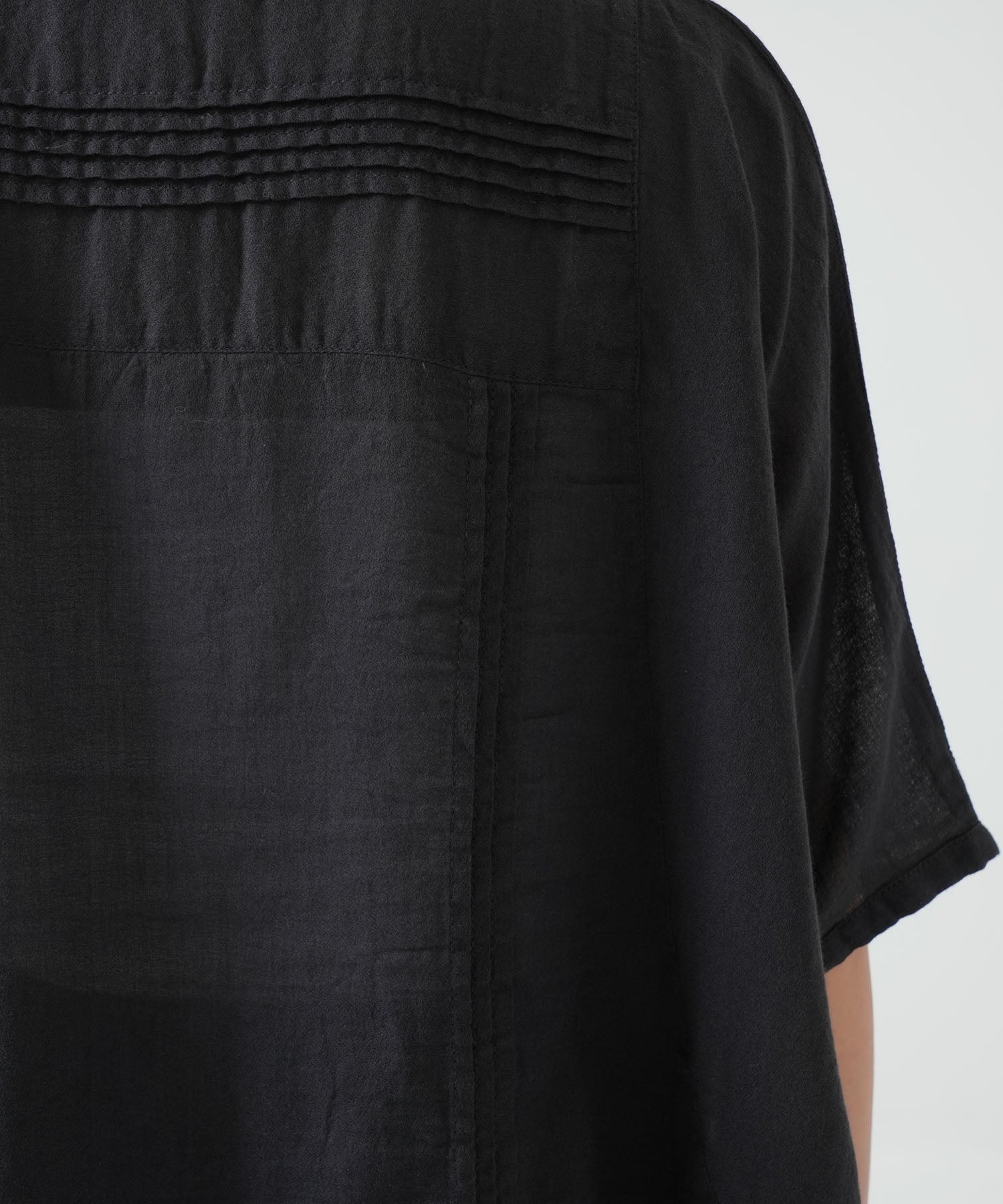 Fluffy light cotton pintuck blouse
