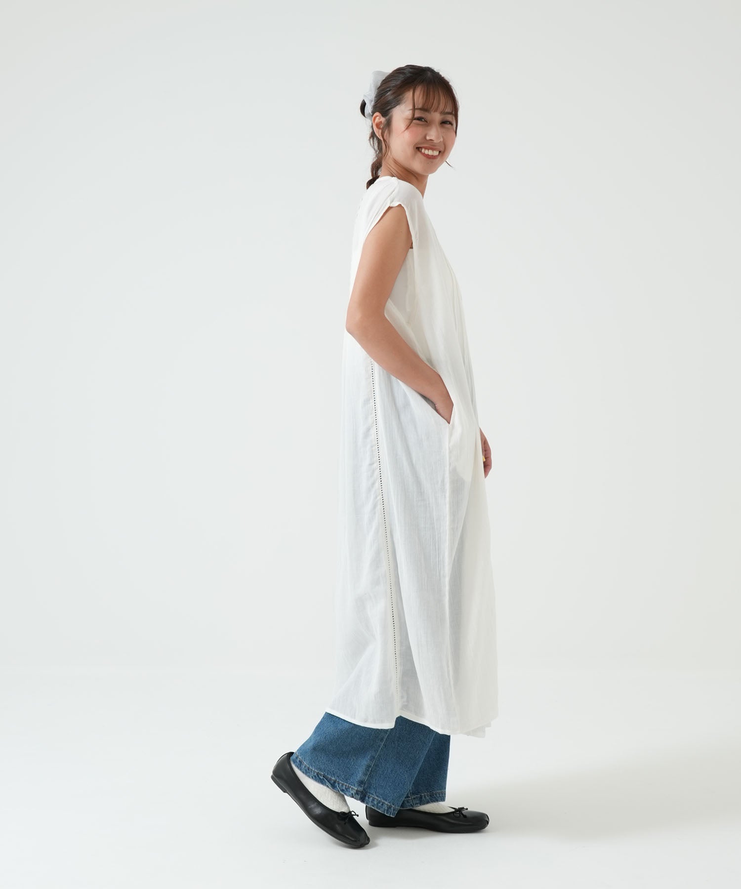ホワイト / 162cm / FREE