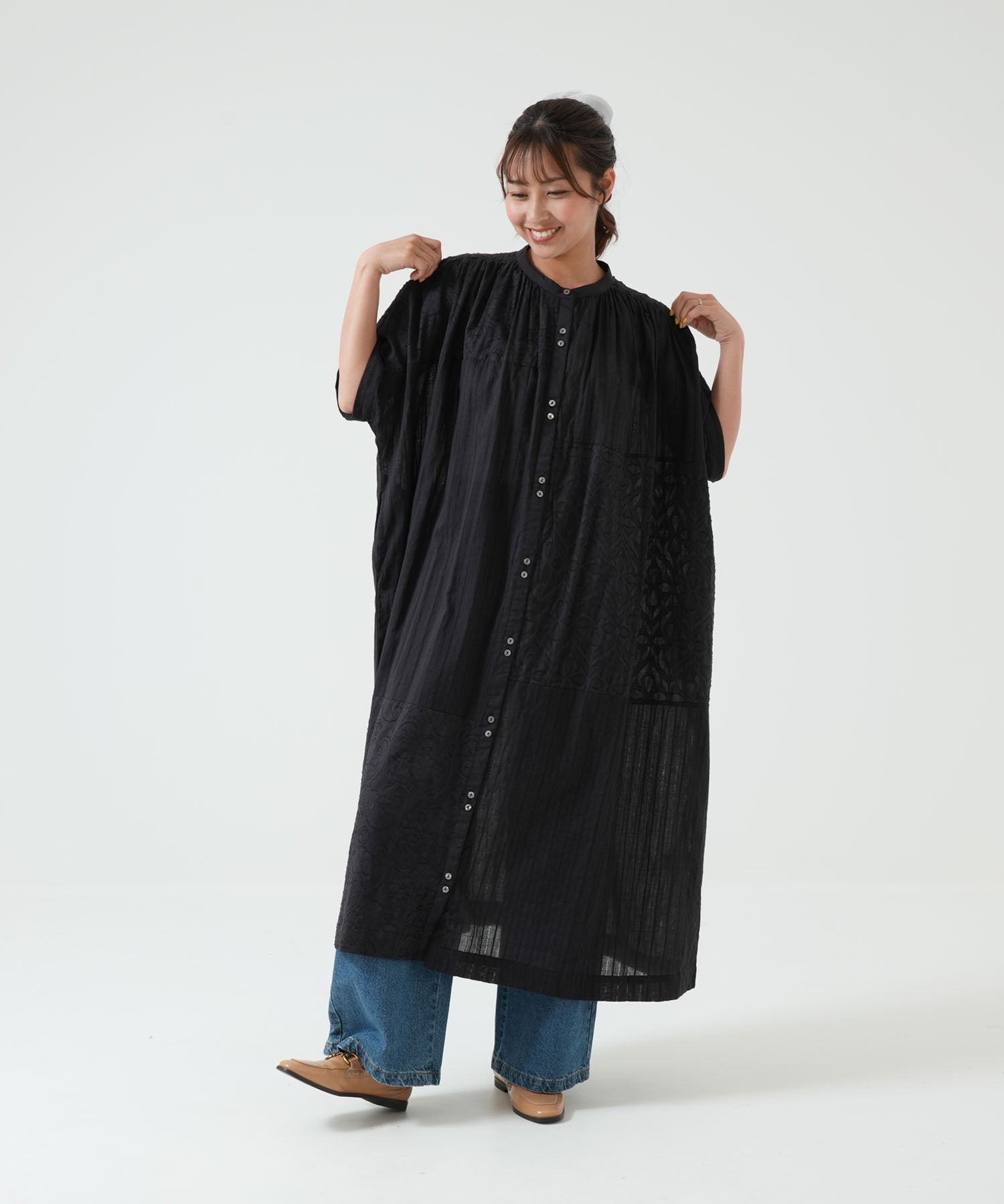未使用級❗️N°21 総レースカットワーク刺繍ワンピース　チュニック　ブラック 高身長 ブロックレースチュニックワンピース（トールサイズ）Essenave
