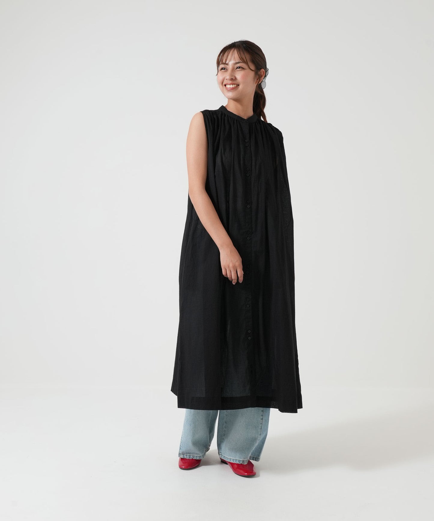 ふわ軽コットンシアーノースリーブワンピース