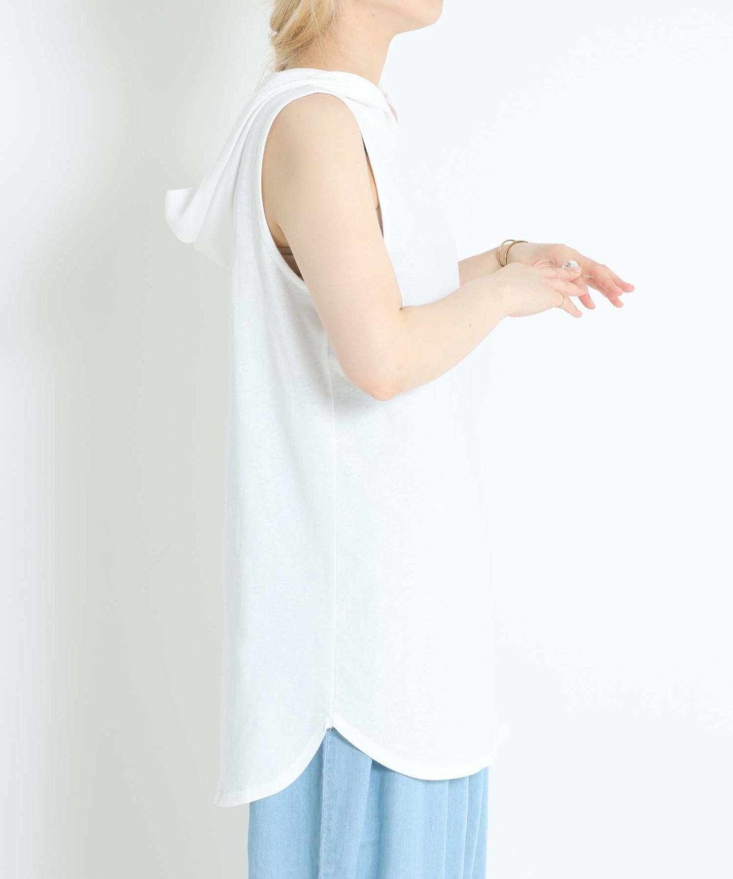 ホワイト / 154cm / FREE