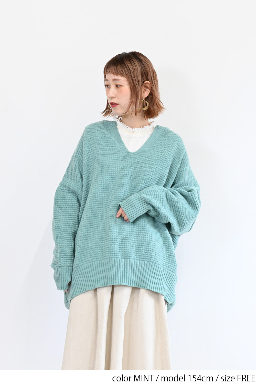 かのこ編みゆったりキーネックプルオーバー