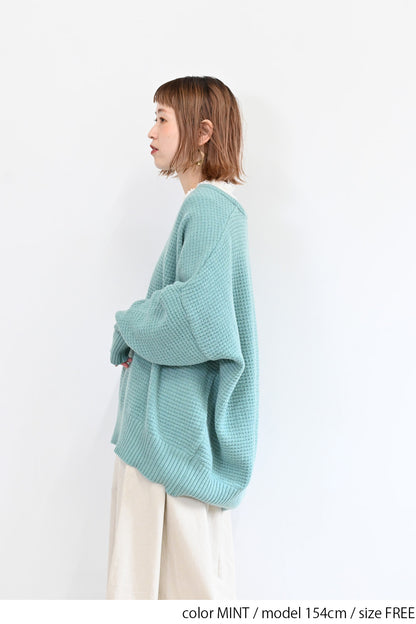 かのこ編みゆったりキーネックプルオーバー