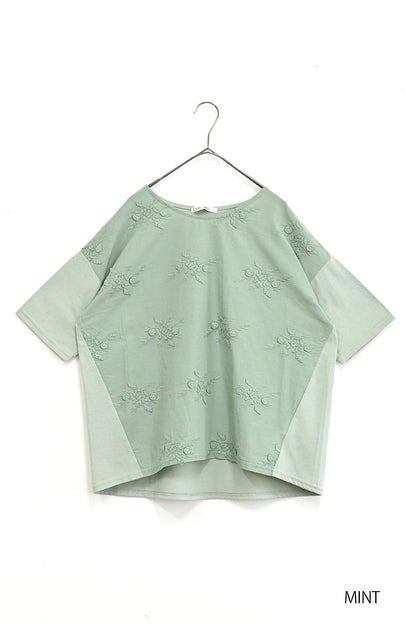 総刺繍プルオーバー