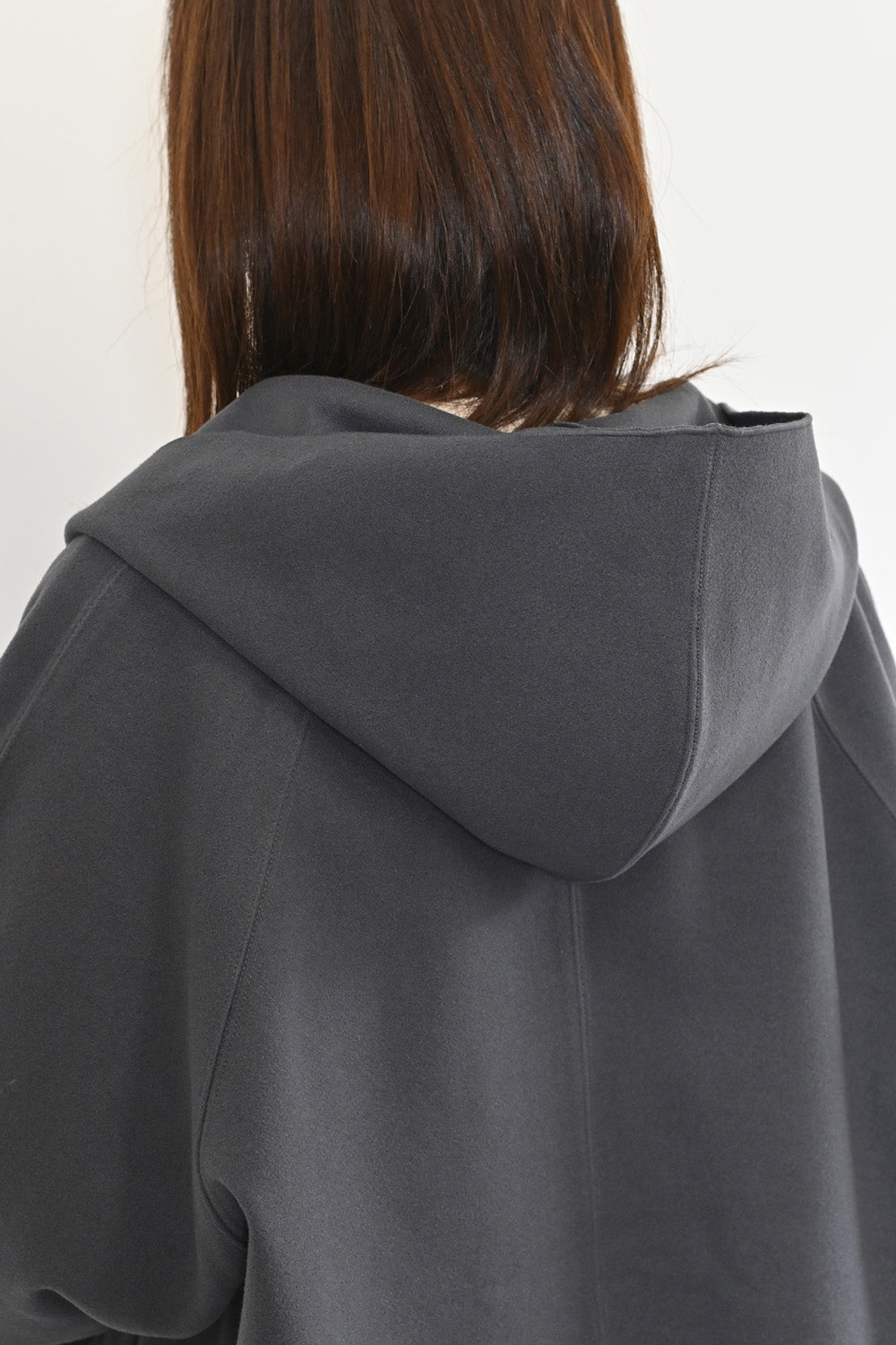 【アクセル】シャギーフード付きケープ