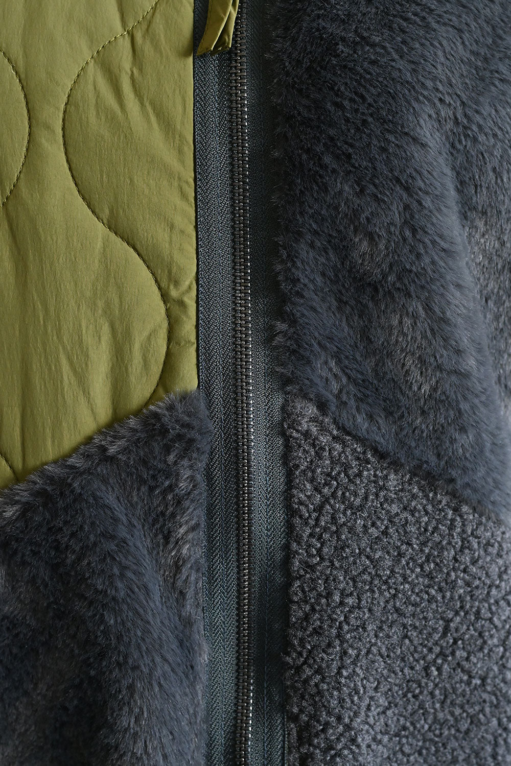 ≪SALE≫【Classic byGENTIL】Reversible Mixed Material Air Vest
