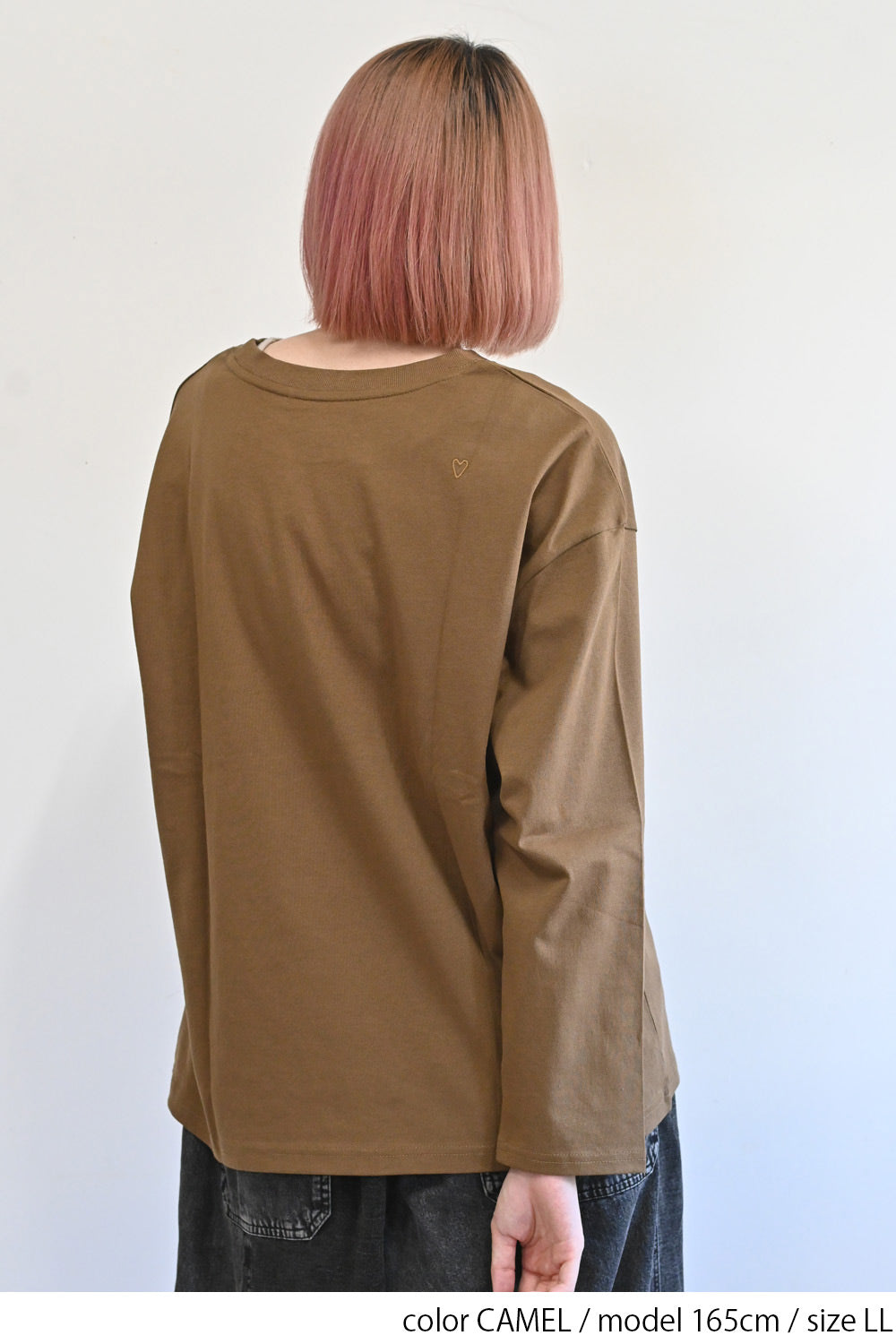 ワイドな無地ロンTEE②