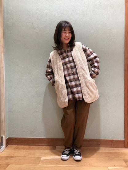 イージータックパンツ