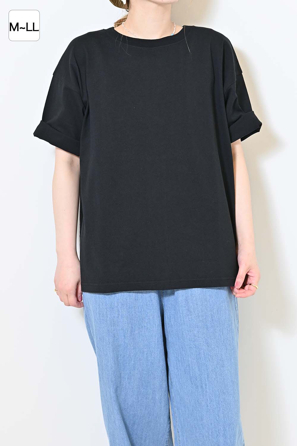 ワイドな無地TEE