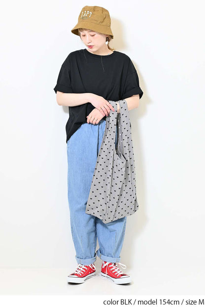 ワイドな無地TEE