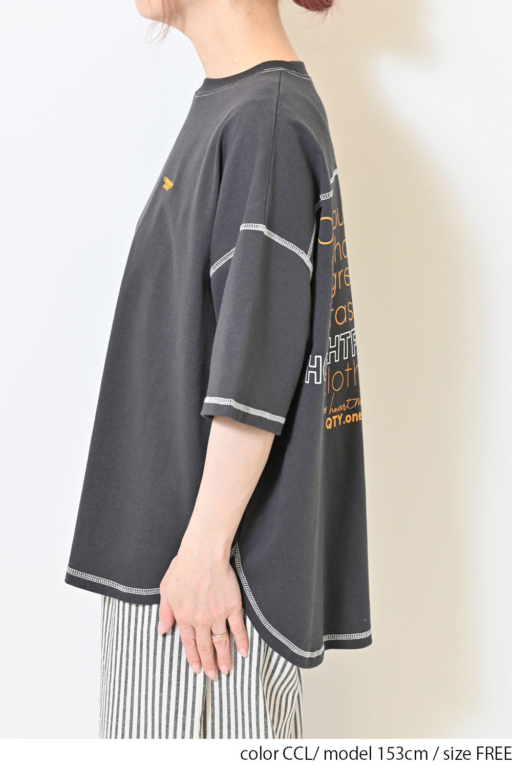 ≪SALE≫Color-Blocked Stitch Back Print Tee