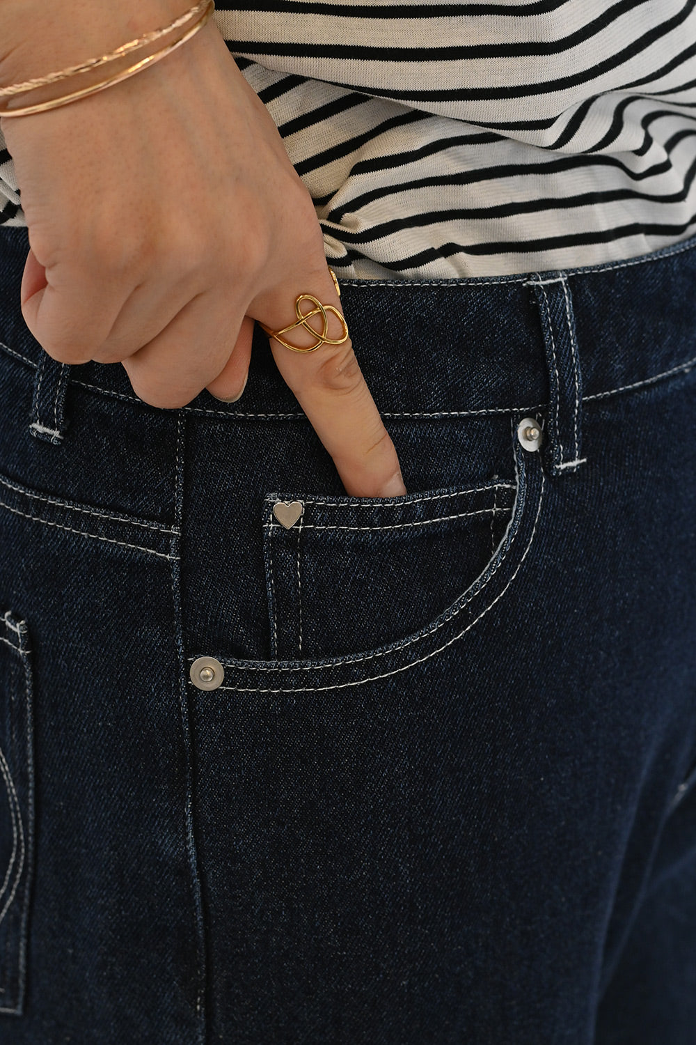 ≪SALE≫【charmmy】Heart Stitch Denim Pants