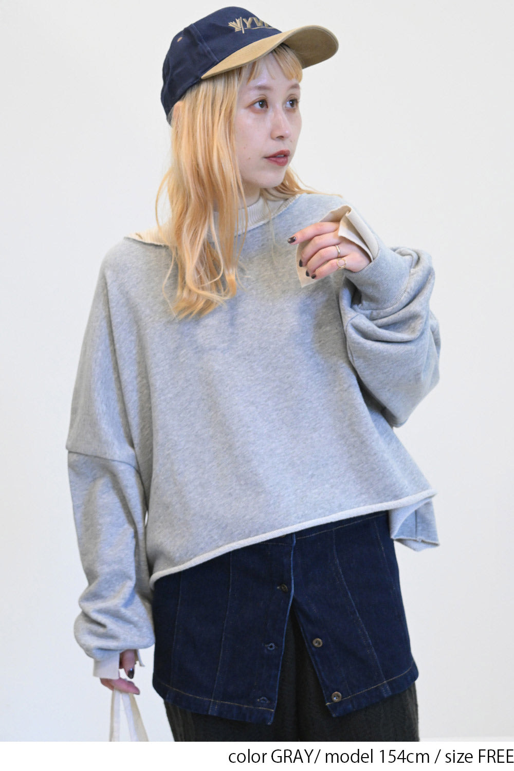 【フェンディ 】コットン プルオーバー スウェットトレーナー ショート丈 FENDI フェンディ CROPPED Sweatshirt コットン プルオーバー