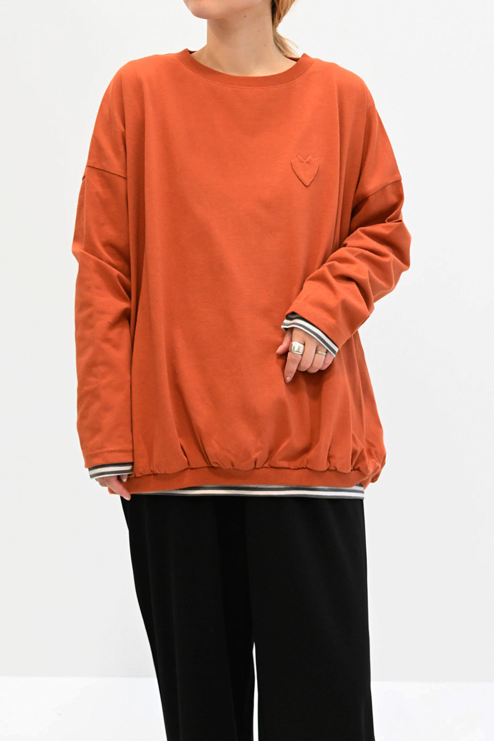 ≪SALE≫ Gathered Hem Long Sleeve Heart Pocket Pullover