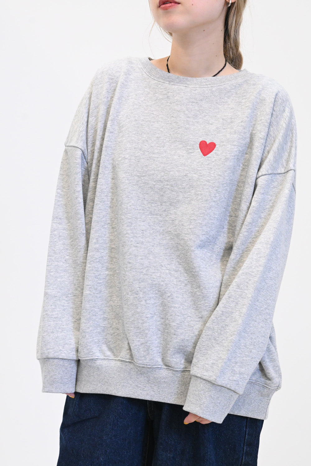 裾ギャザーハート刺繍裏毛Bigプルオーバー – HEART MARKET