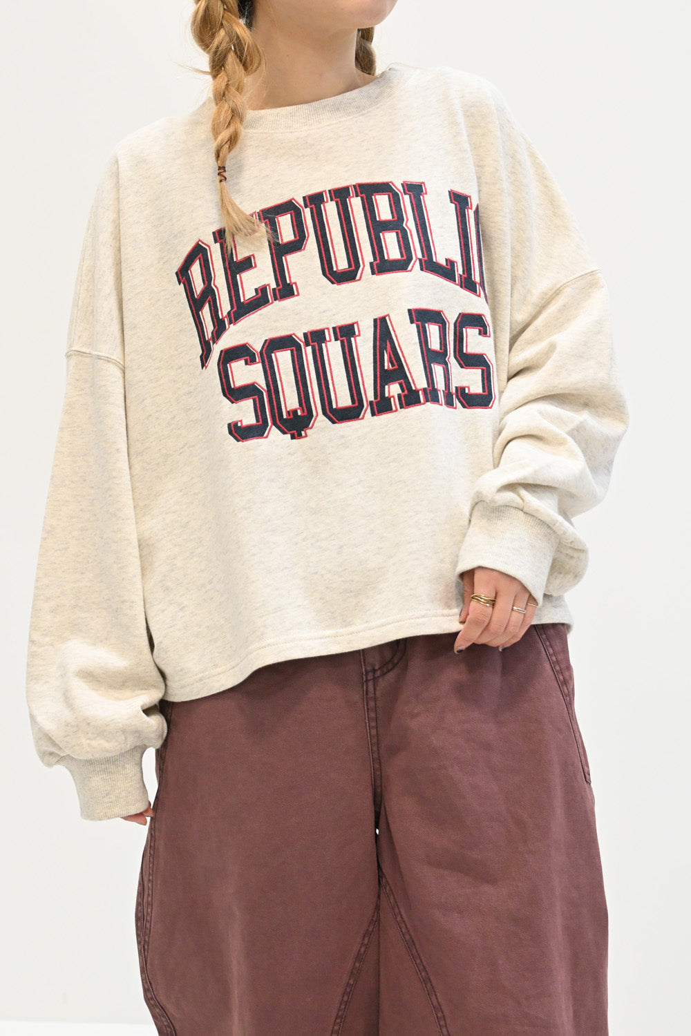 REPUBLIC SQUARSトレーナー