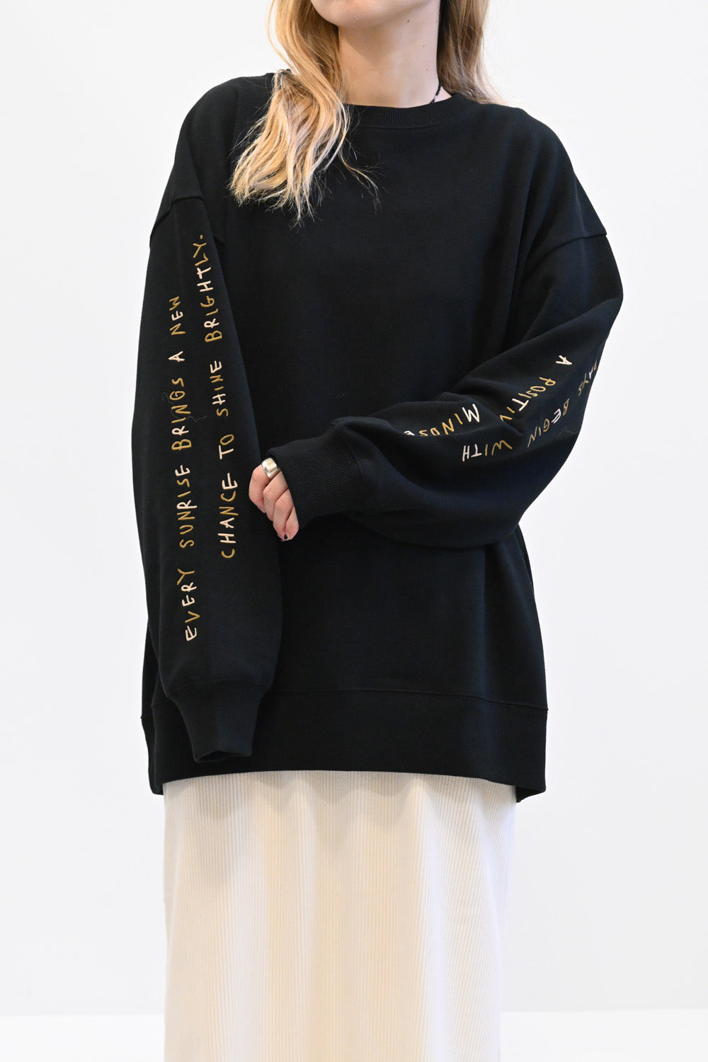 ≪SALE≫Vertical Logo Sleeve Embroidery Pullover
