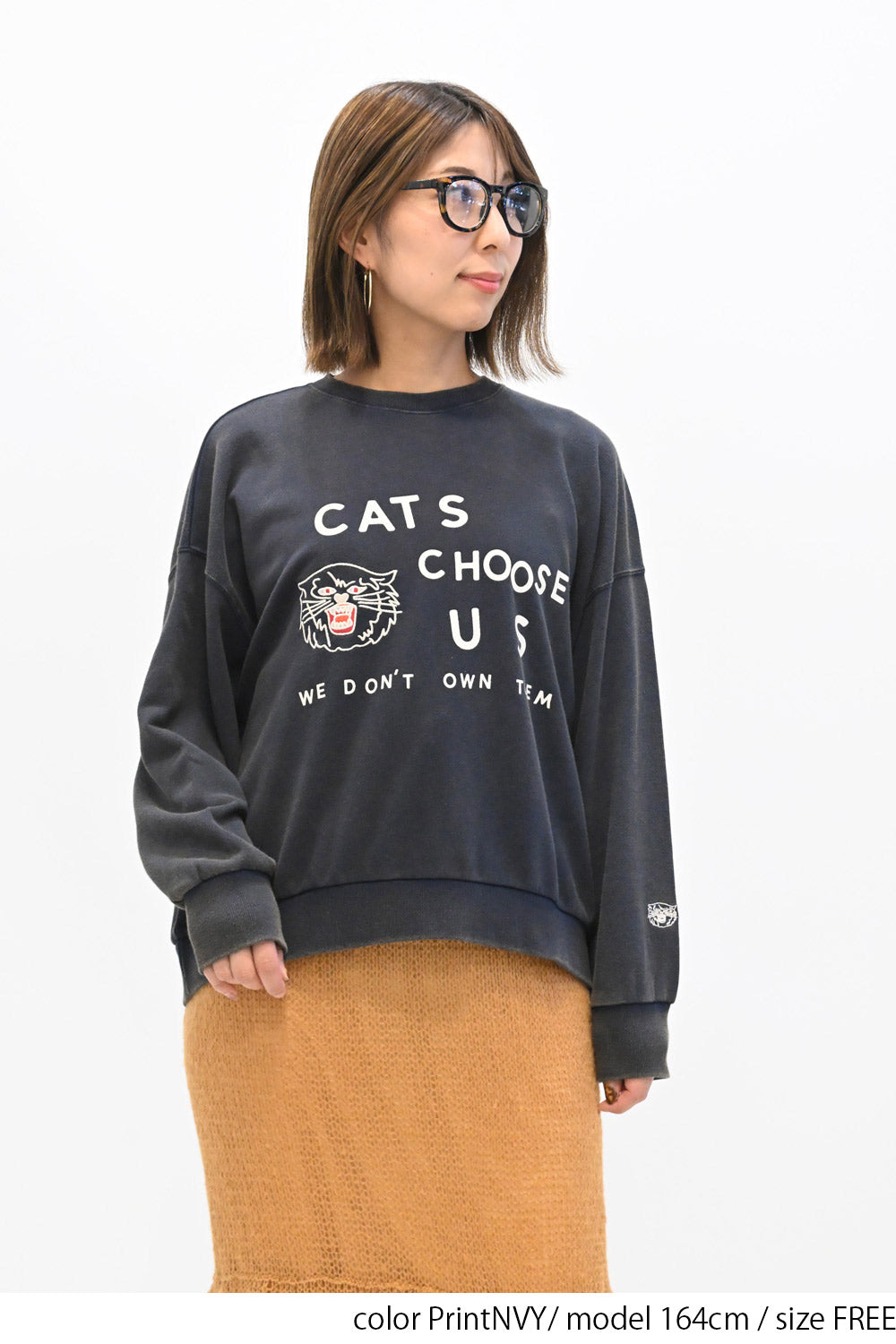 ネコ刺繍プリントトレーナー