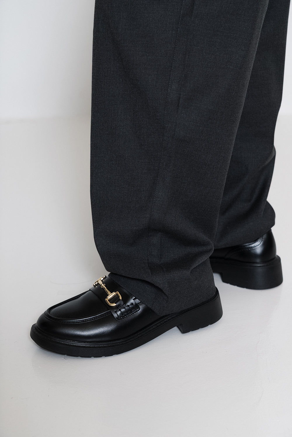 ハイウエストにもなる2WAYタックパンツ
